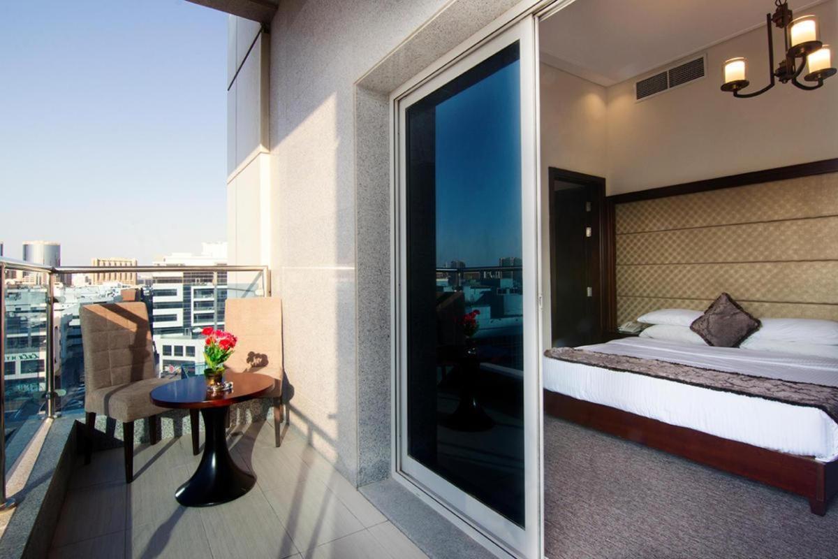 Better Living Hotel Apartments Dubai Exterior foto